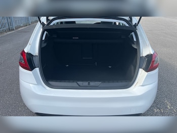 Used Peugeot 308 2019 for sale - 75513451: Photo