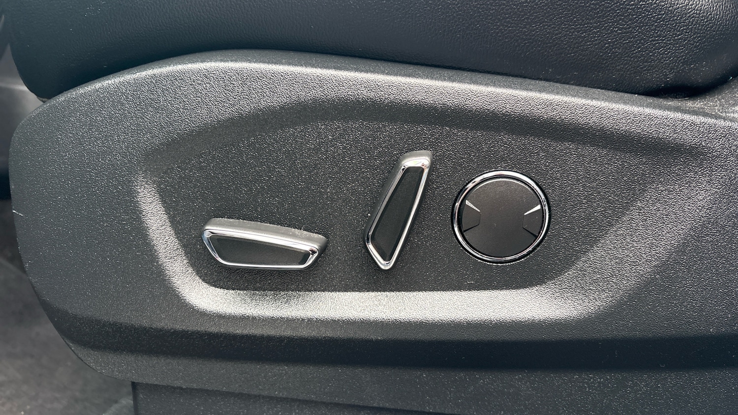 Used Ford Edge 2019 for sale - 76860155: Photo 34