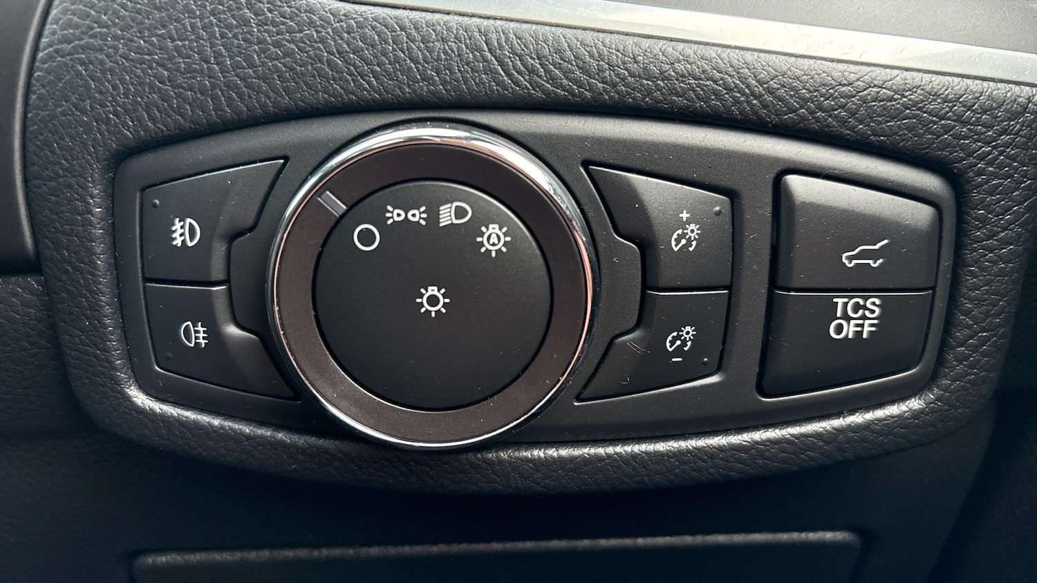 Used Ford Edge 2019 for sale - 76860155: Photo 41