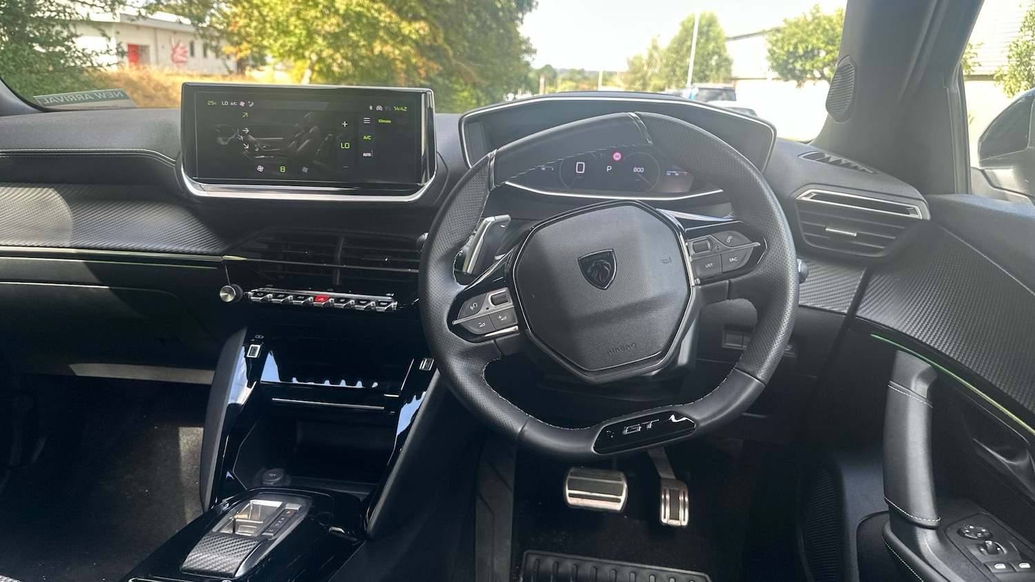 Used Peugeot 2008 2024 for sale - 76831534: Photo 10