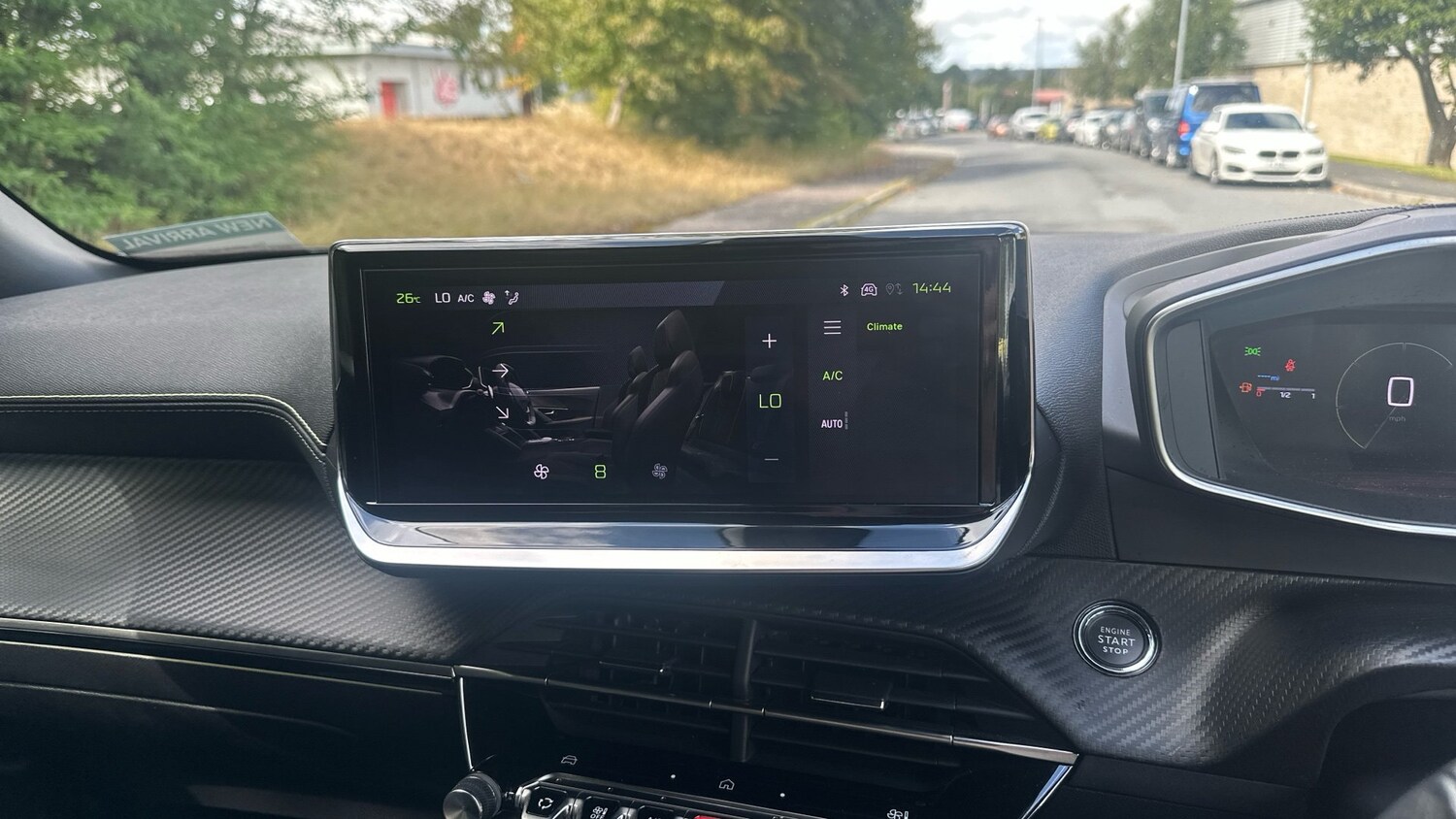 Used Peugeot 2008 2024 for sale - 76831534: Photo 12