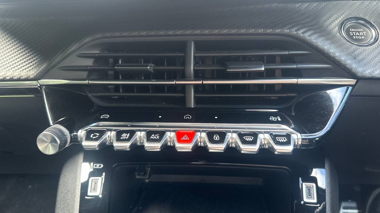 Used Peugeot 2008 2024 for sale - 76831534: Photo 39