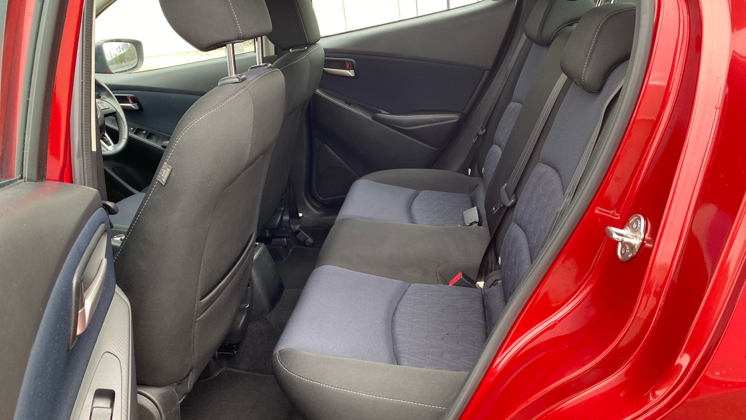 Used Mazda Mazda2 2017 for sale - 77649810: Photo 16