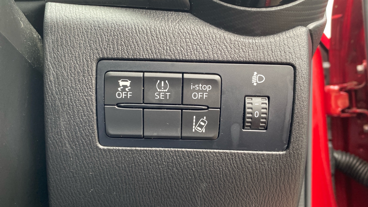 Used Mazda Mazda2 2017 for sale - 77649810: Photo 27