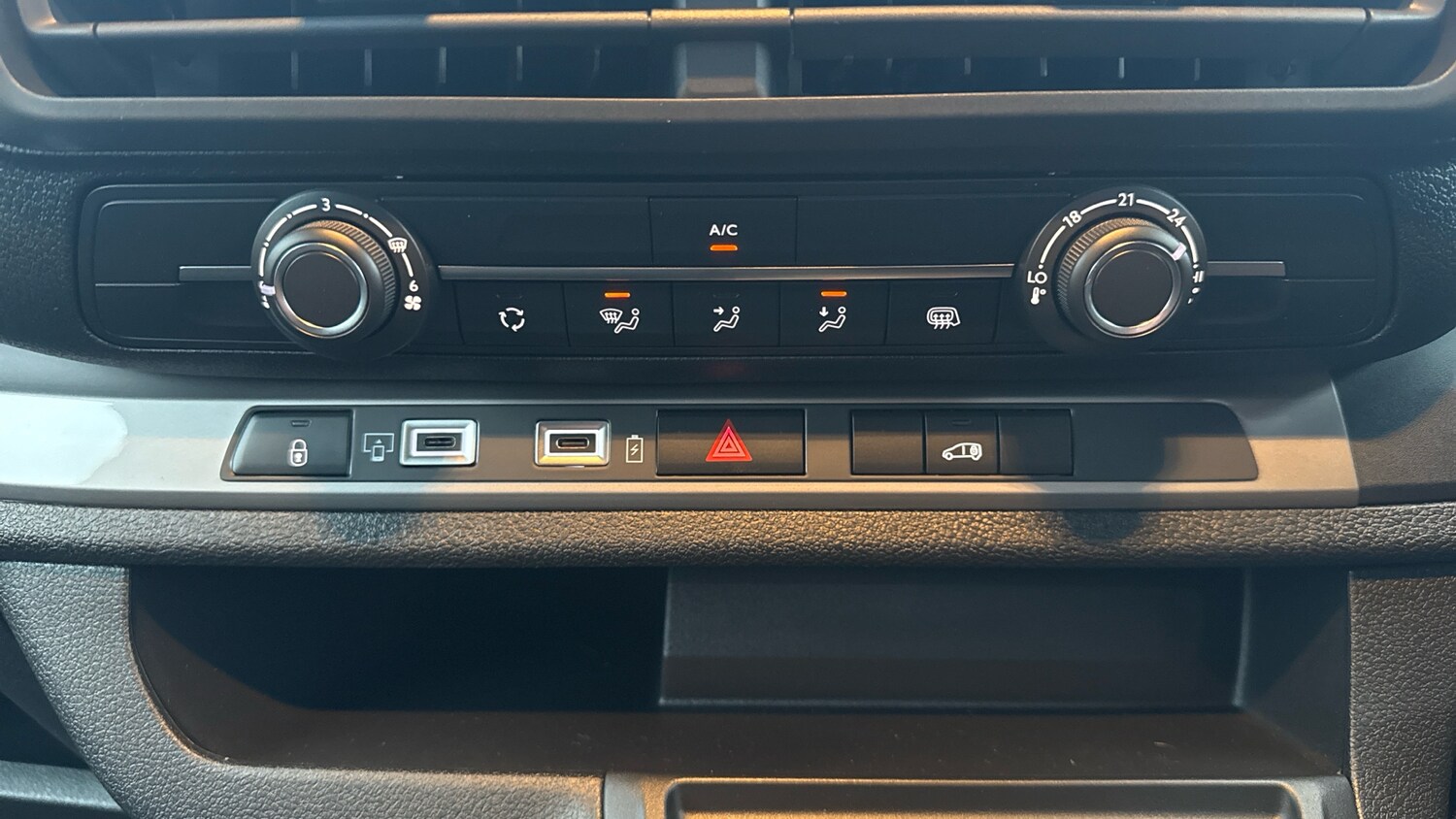 Used Peugeot Expert 2025 for sale - 77450231: Photo 10