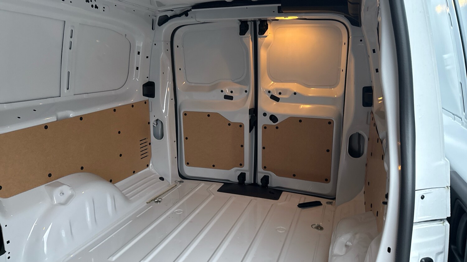 Used Peugeot Expert 2025 for sale - 77450231: Photo 16