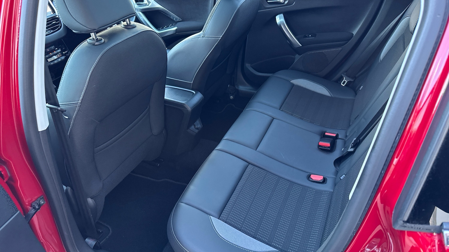 Used Peugeot 2008 2019 for sale - 76734950: Photo 16