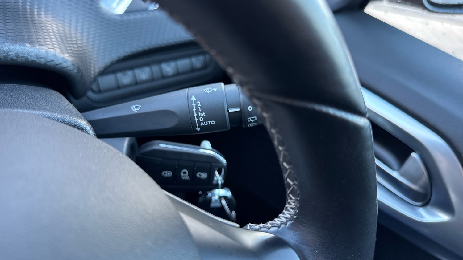 Used Peugeot 2008 2019 for sale - 76734950: Photo 30