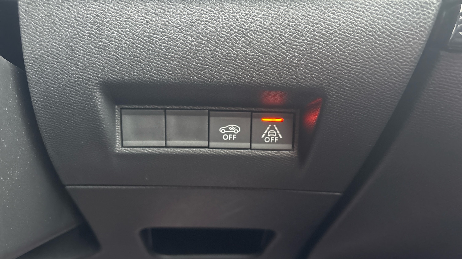 Used Peugeot 208 2022 for sale - 77222845: Photo 30