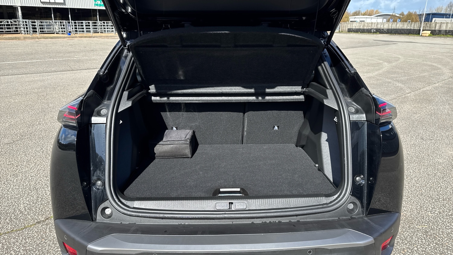 Used Peugeot 2008 2025 for sale - 78054159: Photo 4