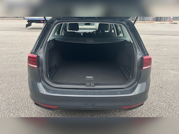 Used Volkswagen Passat 2020 for sale - 75546583: Photo