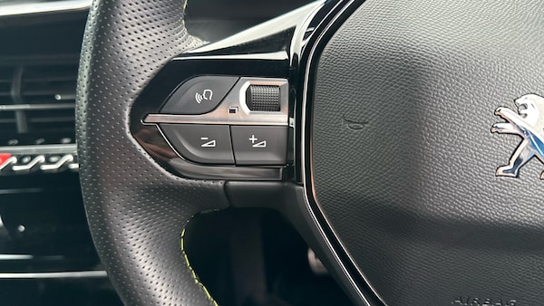Used Peugeot 208 2022 for sale - 76146454: Photo 24