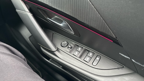 Used Peugeot 208 2022 for sale - 76146454: Photo 26