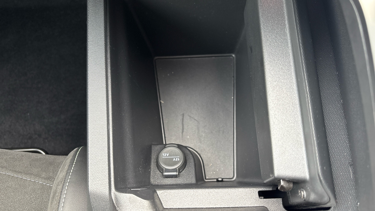 Used Peugeot 5008 2024 for sale - 77775057: Photo 38