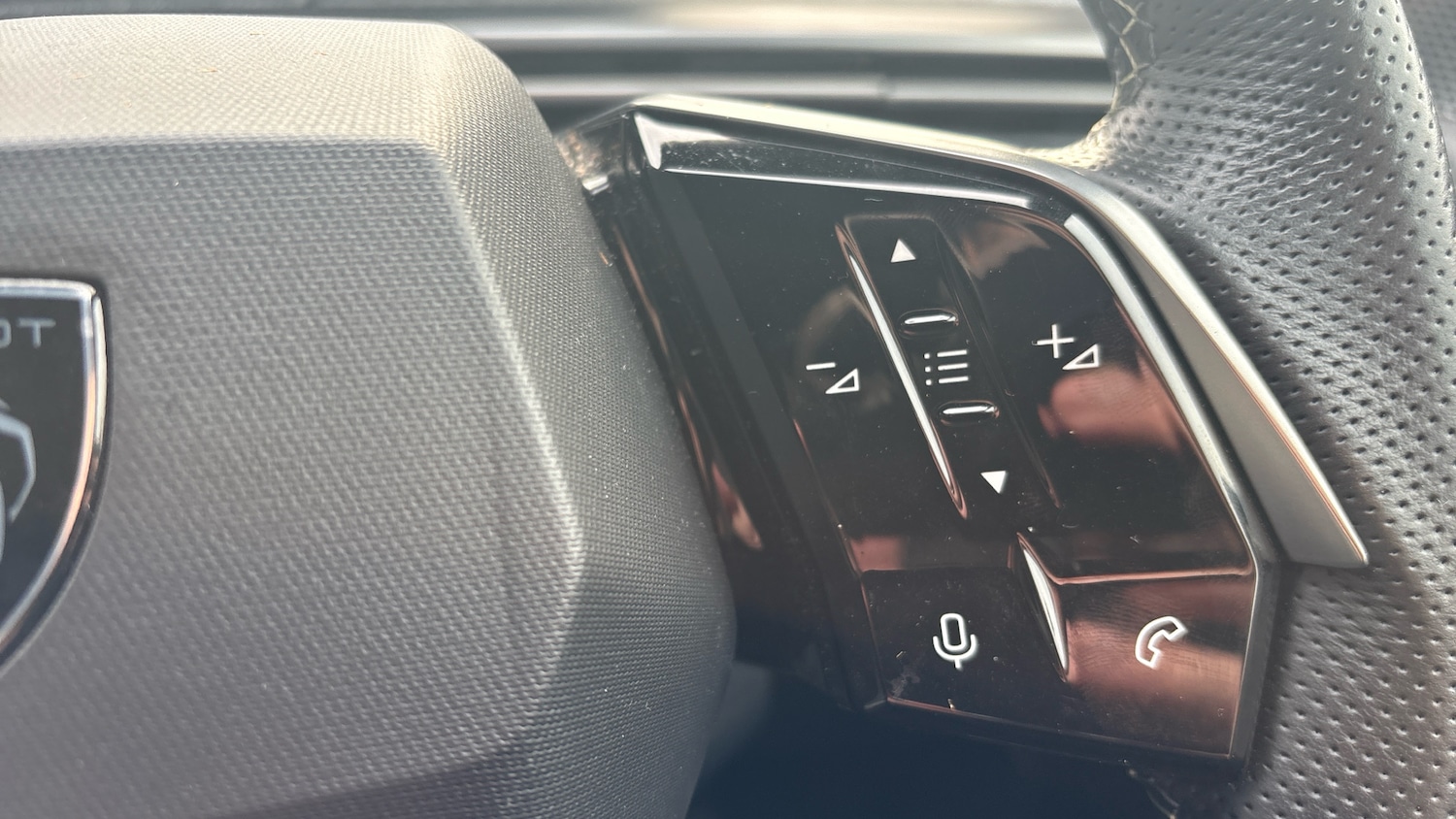 Used Peugeot 5008 2024 for sale - 77775057: Photo 47