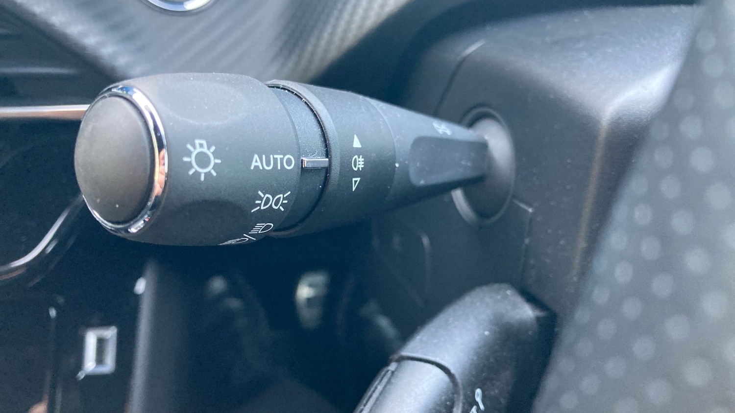 Used Peugeot 208 2022 for sale - 77004286: Photo 33