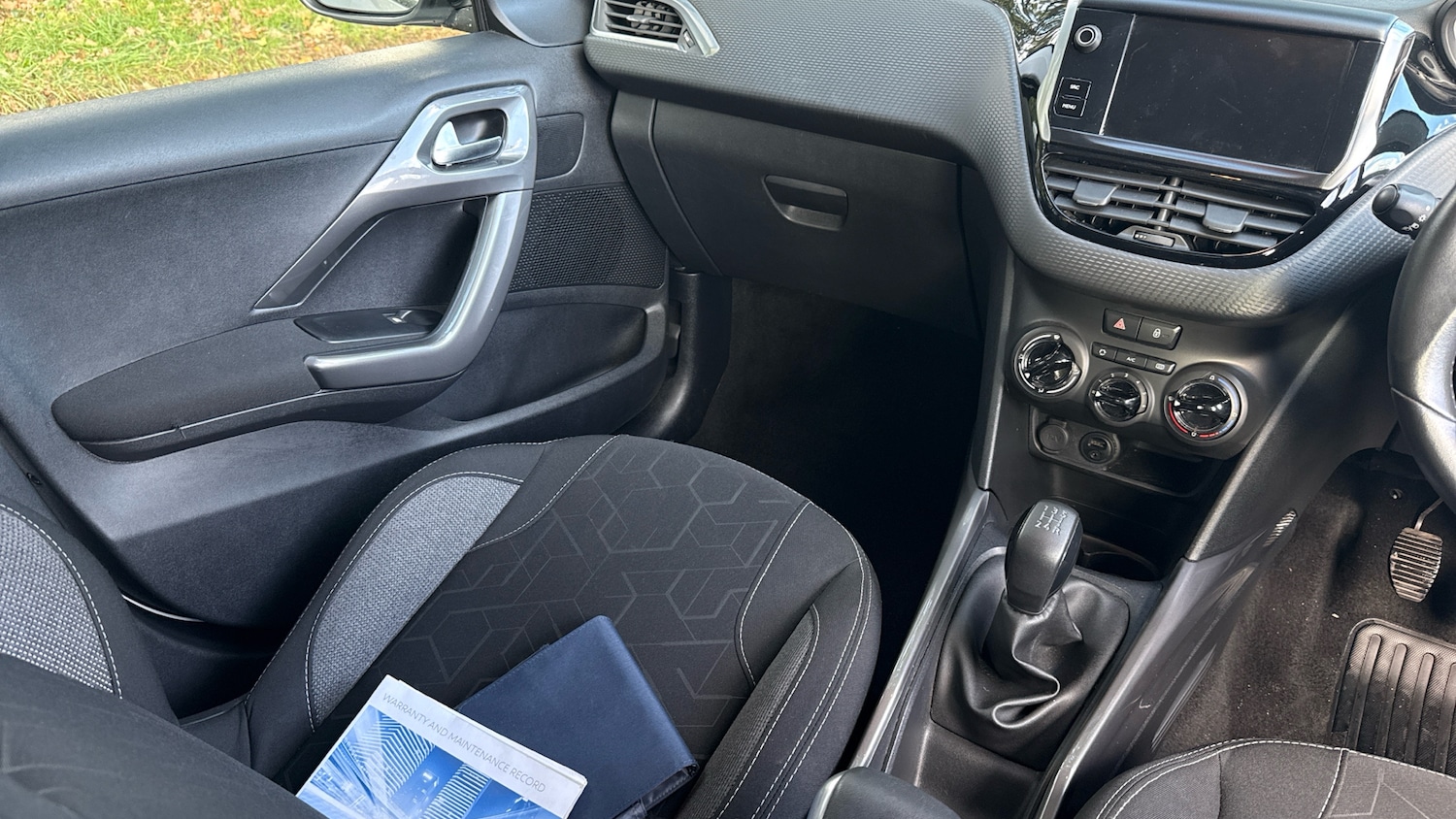 Used Peugeot 2008 2017 for sale - 76366246: Photo 14