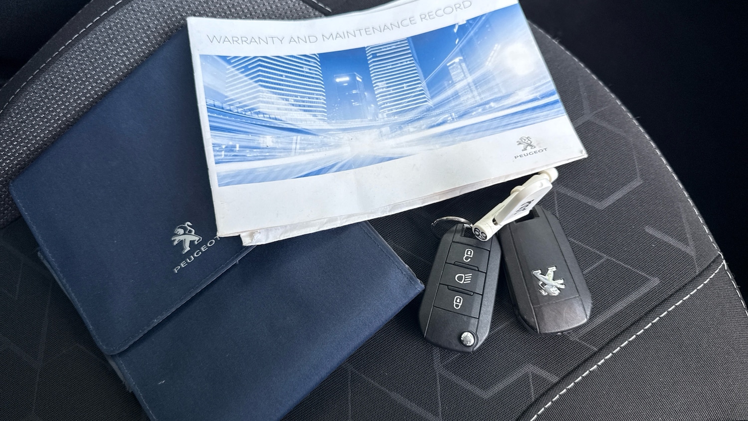 Used Peugeot 2008 2017 for sale - 76366246: Photo 19