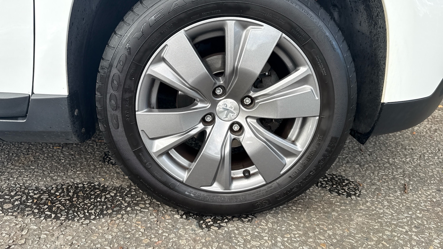 Used Peugeot 2008 2017 for sale - 76366246: Photo 30