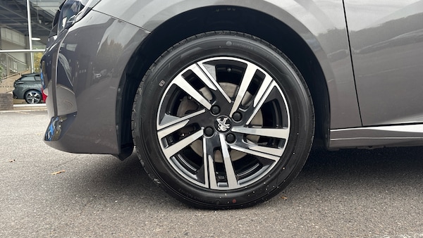 Used Peugeot 208 2022 for sale - 76311322: Photo 32