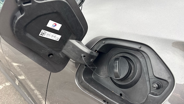 Used Peugeot 208 2022 for sale - 76311322: Photo 34