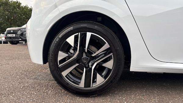 Used Peugeot 208 2025 for sale - 76243517: Photo 7