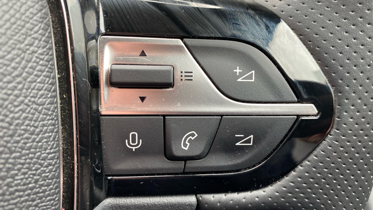 Used Peugeot 308 2023 for sale - 78109262: Photo 44