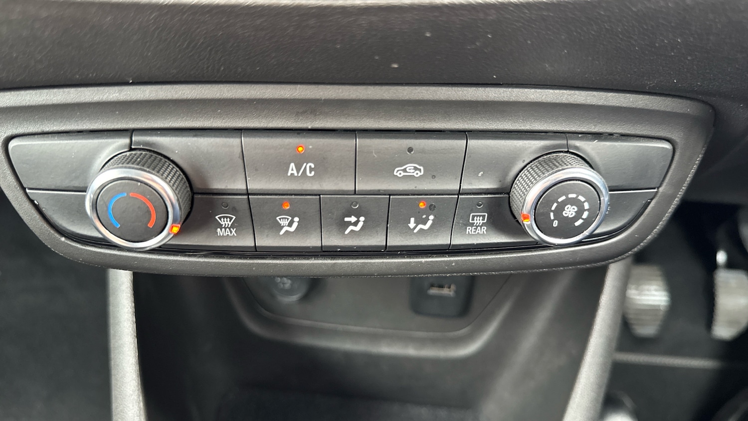 Used Vauxhall Crossland 2022 for sale - 76494421: Photo 23