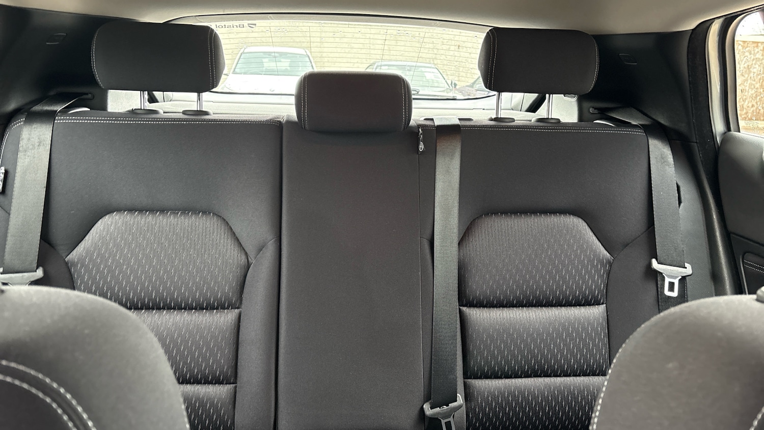 Used Infiniti QX30 2018 for sale - 77601915: Photo 15