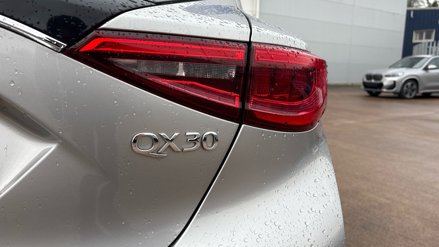 Used Infiniti QX30 2018 for sale - 77601915: Photo 24