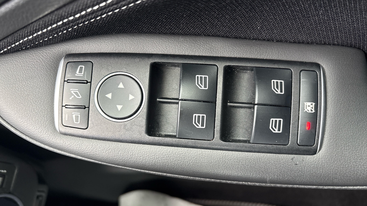 Used Infiniti QX30 2018 for sale - 77601915: Photo 56