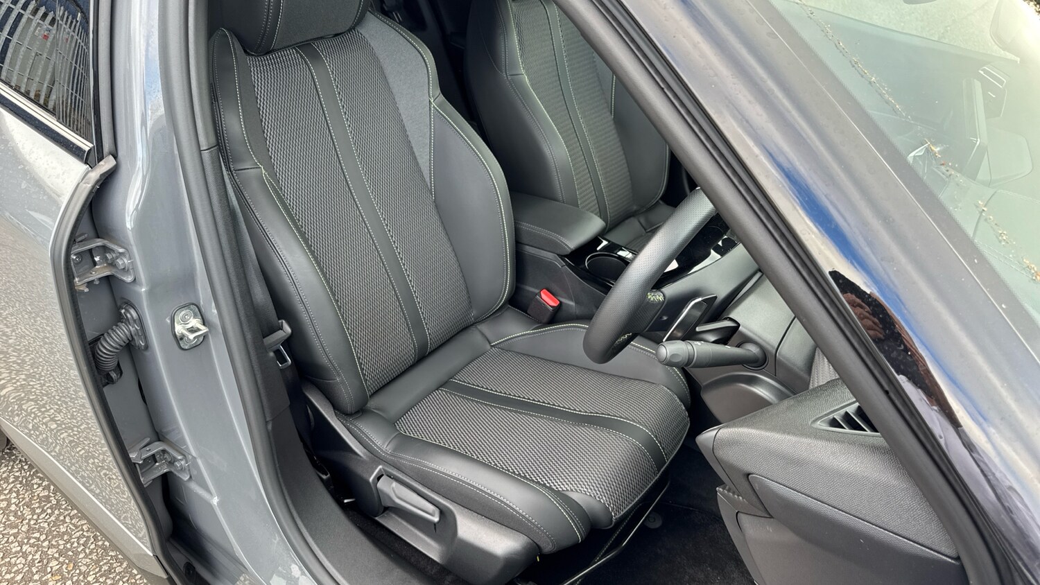 Used Peugeot 2008 2025 for sale - 76161813: Photo 30