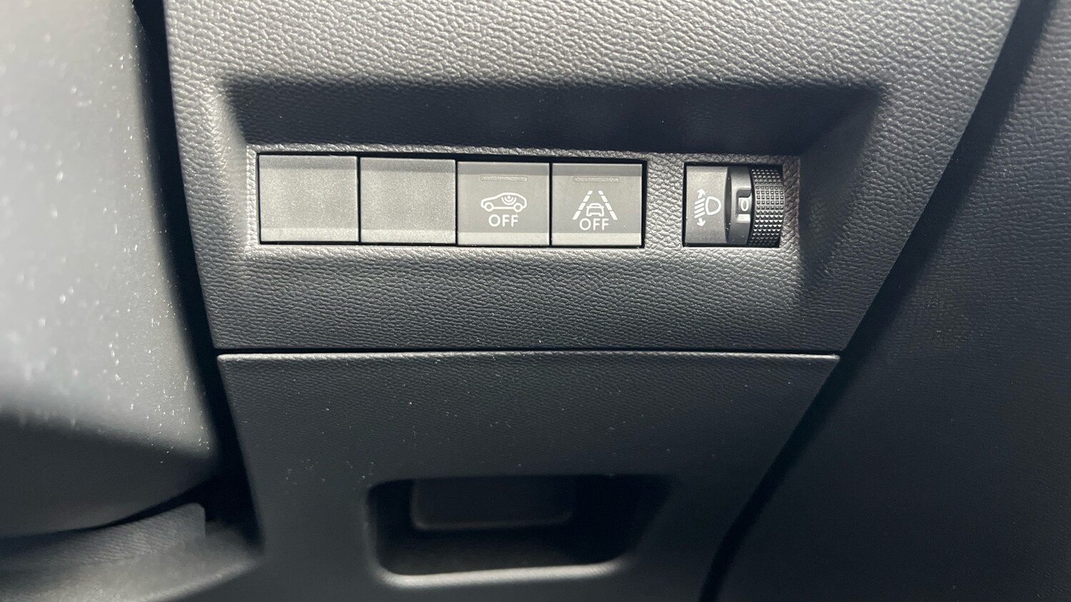 Used Peugeot 208 2020 for sale - 77431083: Photo 27