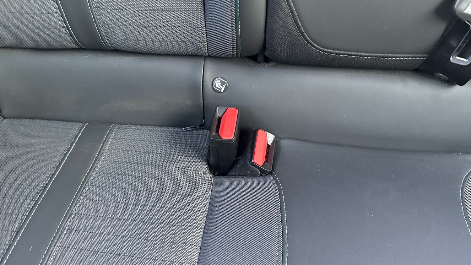 Used Peugeot 2008 2022 for sale - 76403132: Photo 17