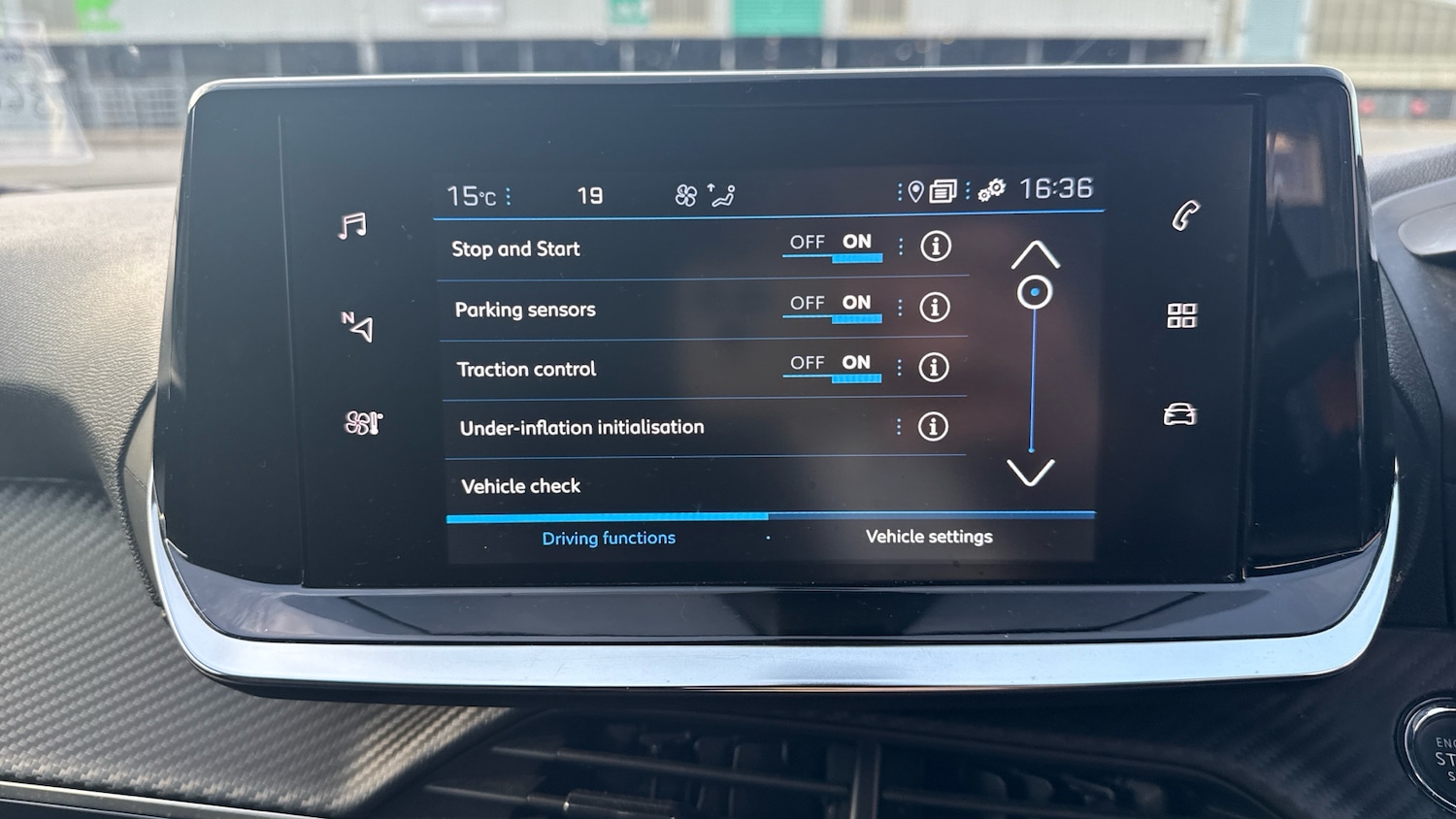 Used Peugeot 2008 2022 for sale - 76403132: Photo 30