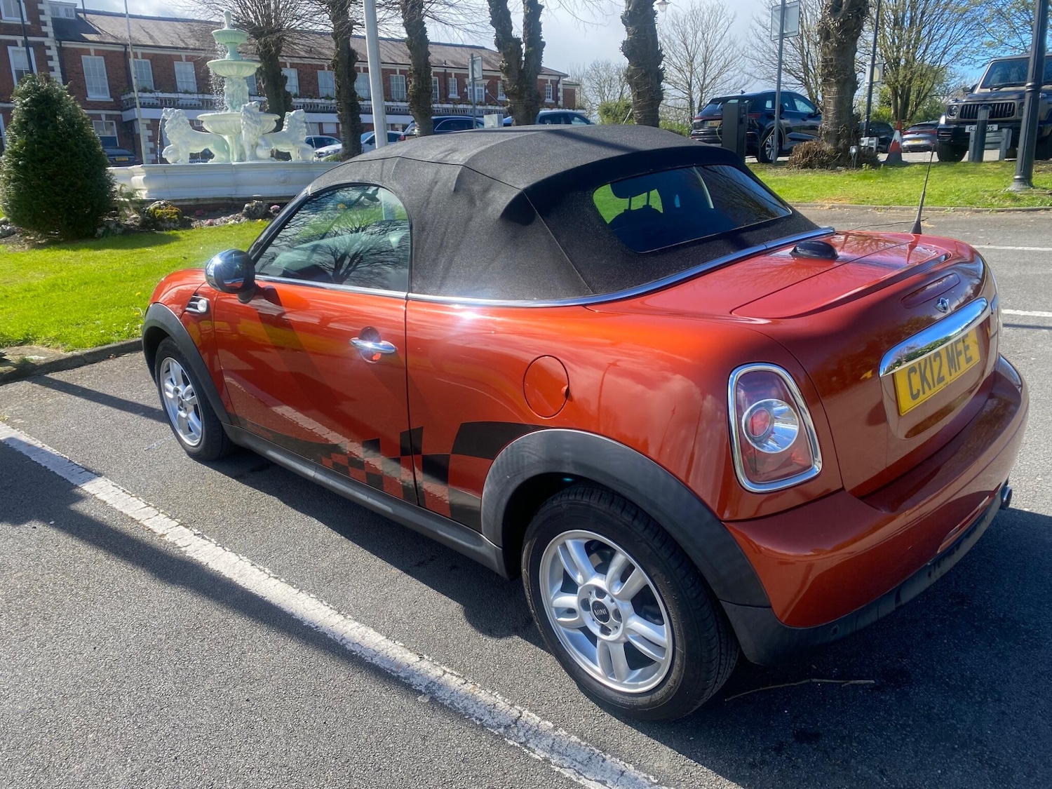 Used MINI Roadster 2012 for sale - 78157484: Photo 10