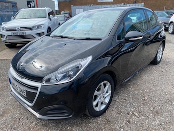 Used Peugeot 208 2015 for sale - 78307275: Photo