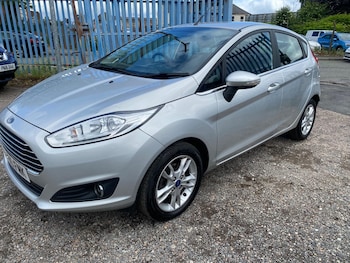 Used Ford Fiesta 2015 for sale - 78821875: Photo