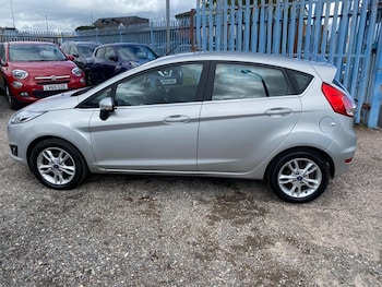 Used Ford Fiesta 2015 for sale - 78821875: Photo