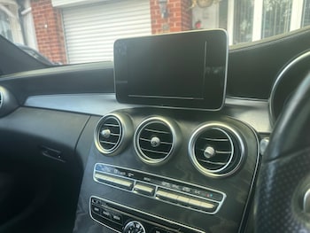 Used Mercedes-Benz C Class 2015 for sale - 79425783: Photo
