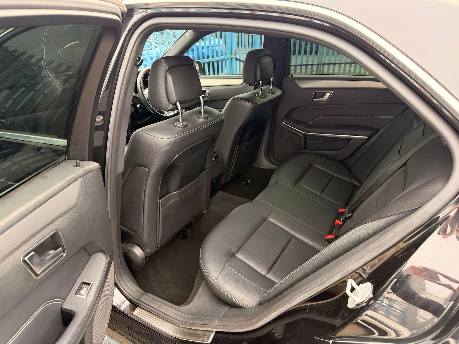 Used Mercedes-Benz E Class for sale - 78214814: Photo 10