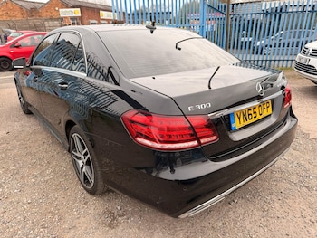 Used Mercedes-Benz E Class 2015 for sale - 78214814: Photo
