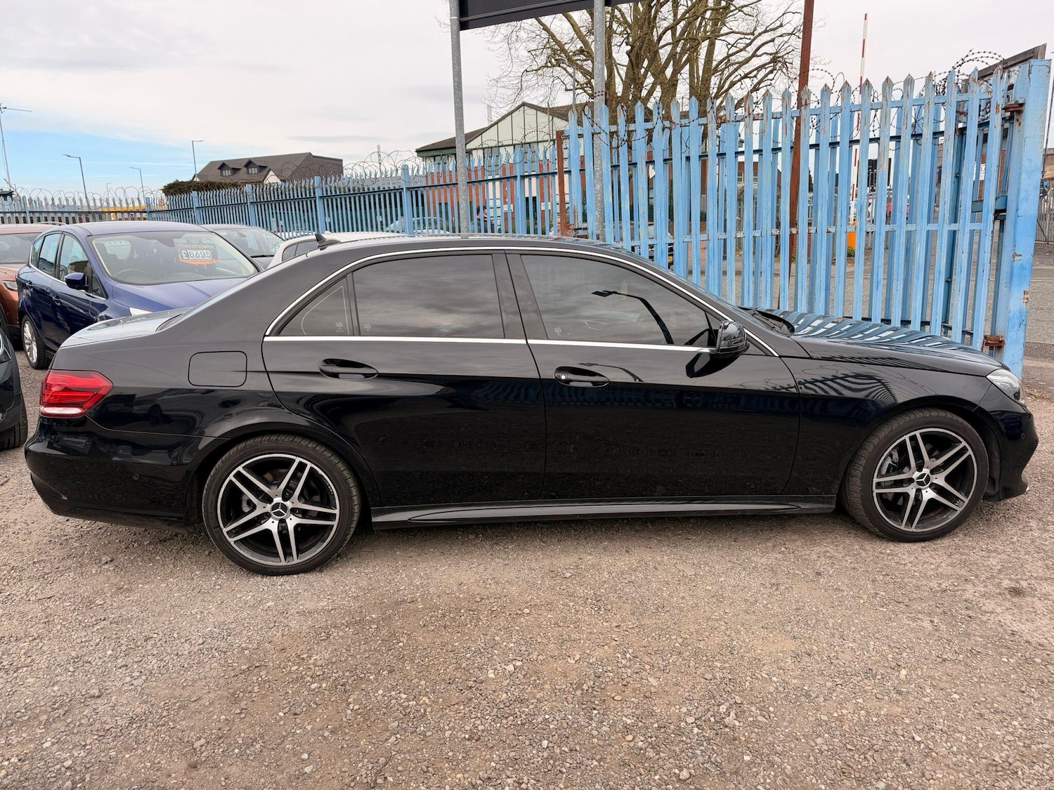 Used Mercedes-Benz E Class for sale - 78214814: Photo 4