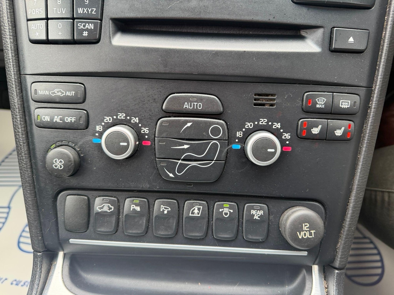 Used Volvo XC90 2013 for sale - 77550498: Photo 10