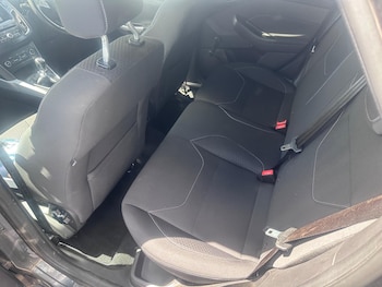 Used Ford Focus 2016 for sale - 79106201: Photo
