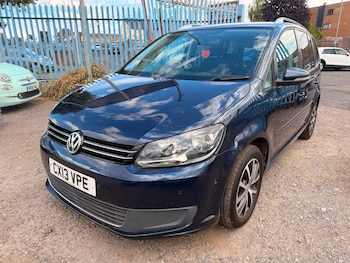 Used Volkswagen Touran 2013 for sale - 79464901: Photo