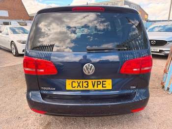 Used Volkswagen Touran 2013 for sale - 79464901: Photo