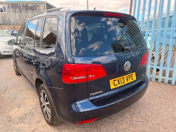 Used Volkswagen Touran 2013 for sale - 79464901: Photo