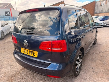 Used Volkswagen Touran 2013 for sale - 79464901: Photo