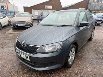 Used Skoda Fabia 2015 for sale - 77510051: Photo